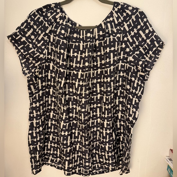 Banana Republic Silk Blouse - Picture 1 of 4